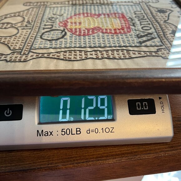 VTG Cross Stitch The Quiet Woman Wood Frame 12x10 Art 18th Cent. Inn Sign - Picture 10 of 10